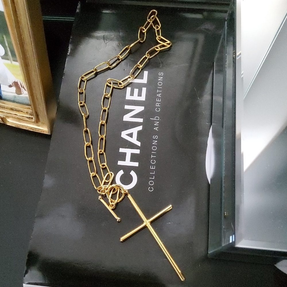 Artisan Made Gold Cross Toggle Pendant Necklace - Picture 4 of 8